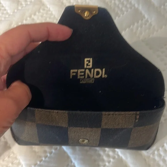 Authentic Fendi Sunglasses (see pics For details) - Picture 14 of 14